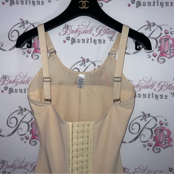 Shapewear faja double compression slimmer 🎀 butt lifter ✨ adjustable straps ✨ - Picture 3 of 10